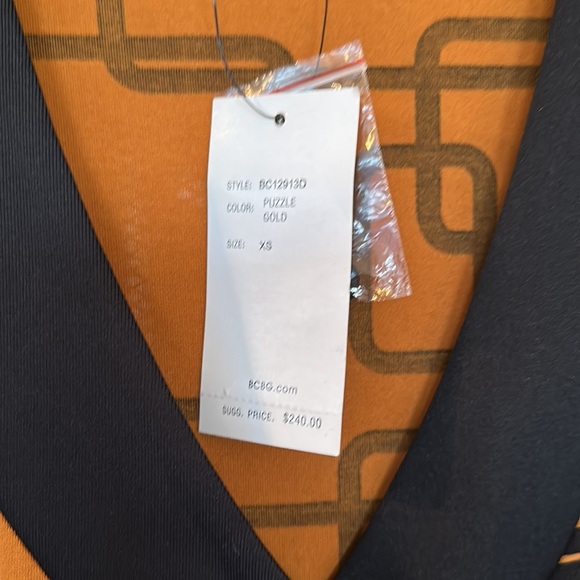 BCBG Maxazria wrap dress - Picture 5 of 6